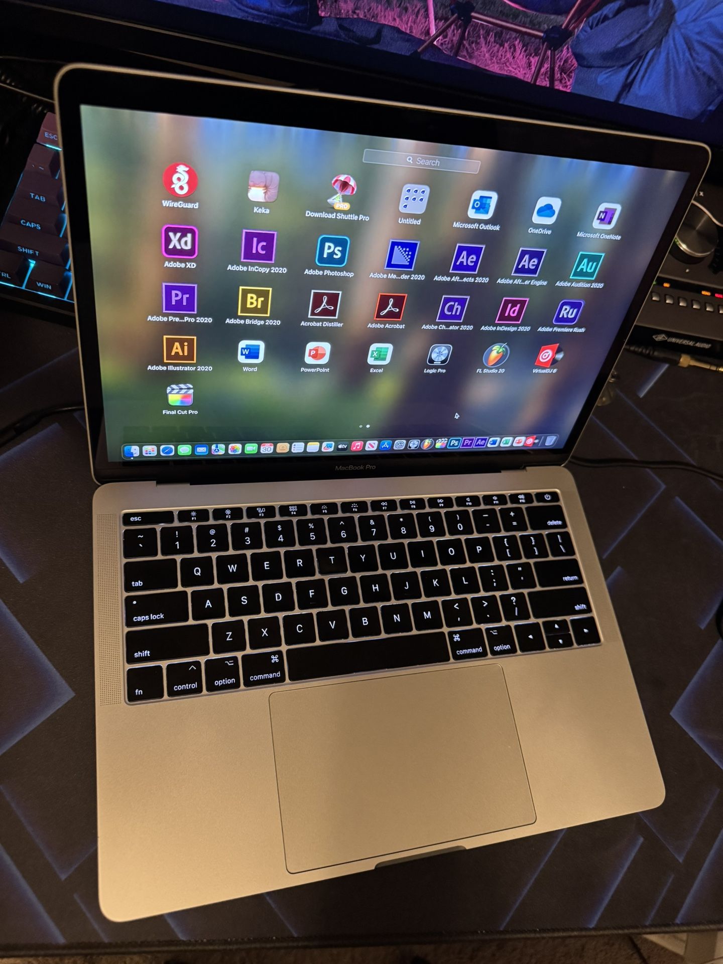 13.3” Gaming MacBook Pro