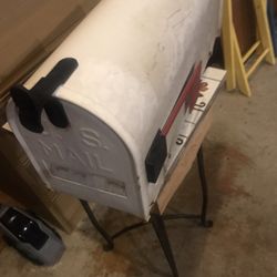 Used Mail Box