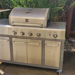 Kenmore Grill 