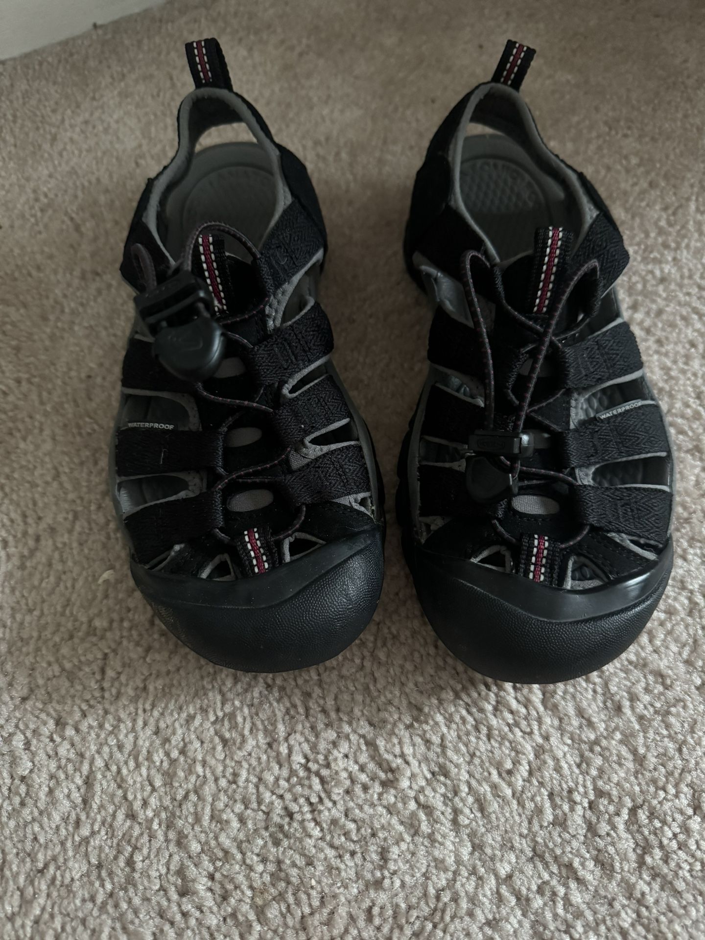 KEEN Women’s Sandals 