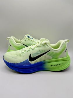 New in box Nike Vomero 18 Volt Tint Sapphire Green & Blue HM6803-111 Men Size