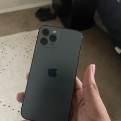 IPhone 12 Pro ( FOR PARTS )