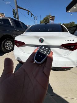Llaves de autos / car keys and remotes