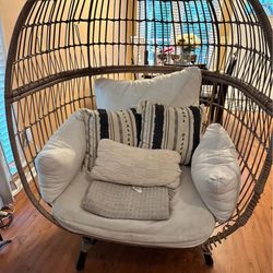 Egg Chair 175$