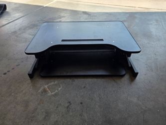 Standing desk