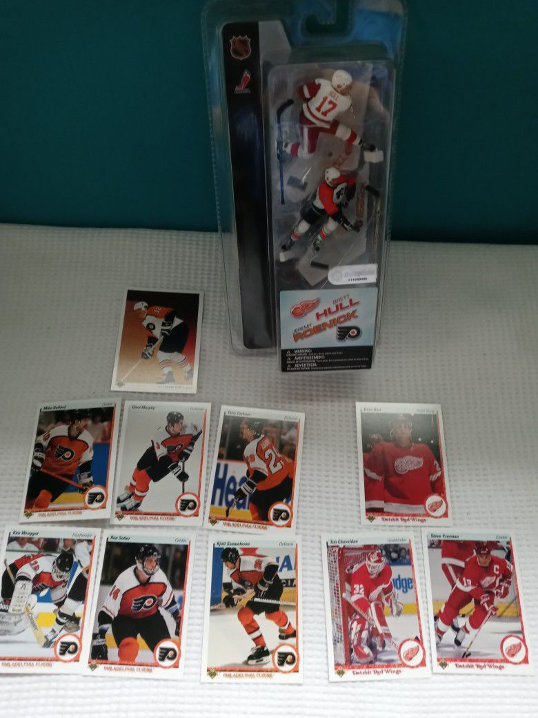 McFarland Brett Hull Red Wings 3" and Jeremy Roenick 3" Flyers figures.