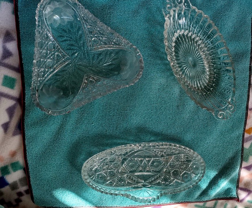 Vintage Glass Boats/ Dishes