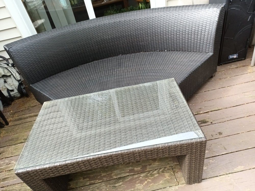 Outdoor Couch & Coffee Table Set