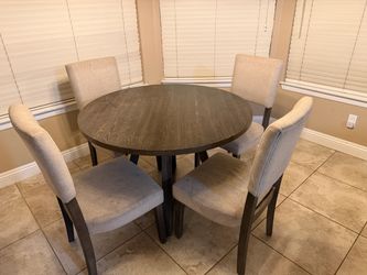 Round Dining Table Set with 4 Chairs