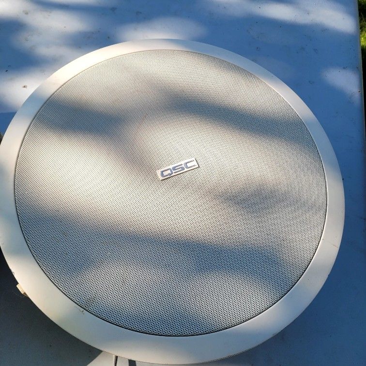 QSC speakers 2