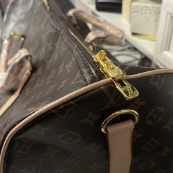 Louis Vuitton Duffel Bag for Sale in Chula Vista, CA - OfferUp