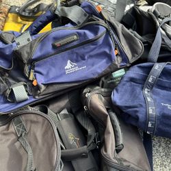 Travel Duffle/Tote Bag Lot