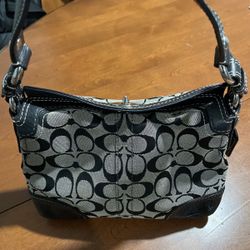 Vintage Coach Jacquard Chelsea Turnlock Black Signature 10980