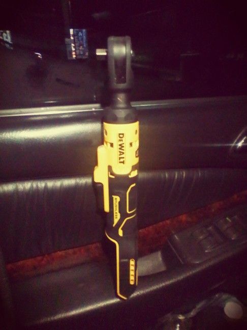 DeWalt Atomic Ratchet