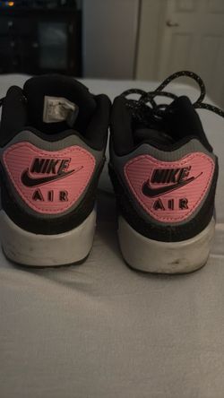 Nike Air Max Sneakers Black and Pink