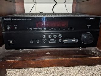 Yamaha RX-V681