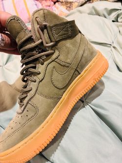 Woman’s size 6 $30 each