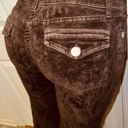  very nice women's pants  perfect for cold weather Size (7) only $10