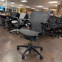 Herman Miller Aeron Remaster Graphite With One Year Warranty