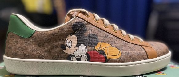 gucci mickey 100% real condition 8/10