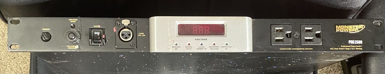 Monster Power Pro 2500 Rack Mount