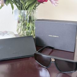 💯 Authentic Dolce And Gabbana Sunglasses