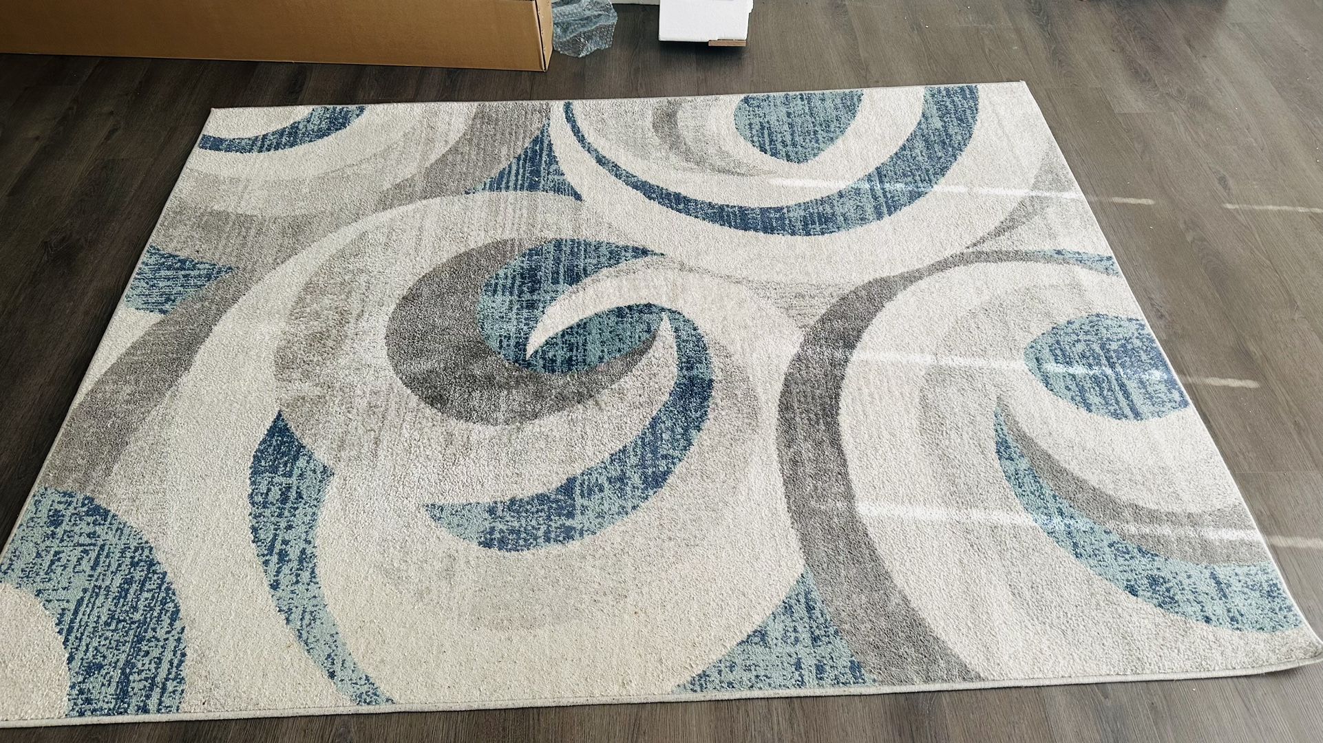 Carpet 5' x 7'