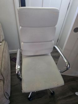 Desk chair