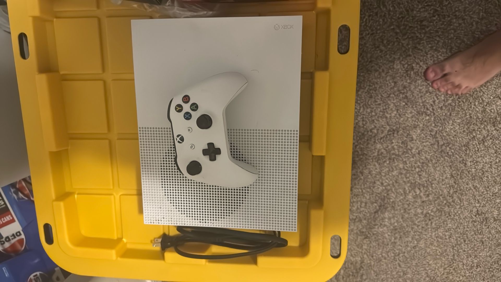Xbox One S