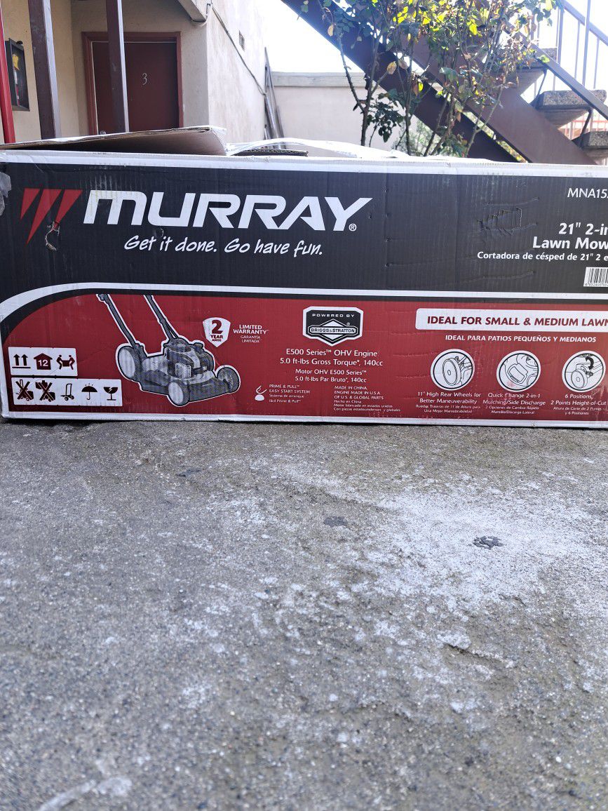 Murray 21 Inch Gas Lawn Mower 