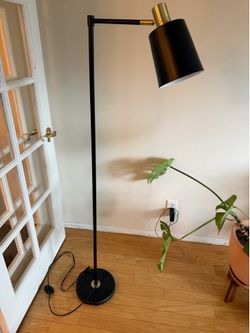 Black metal floor lamp