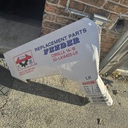 2014 Toyota  Corolla Driver Side Fender