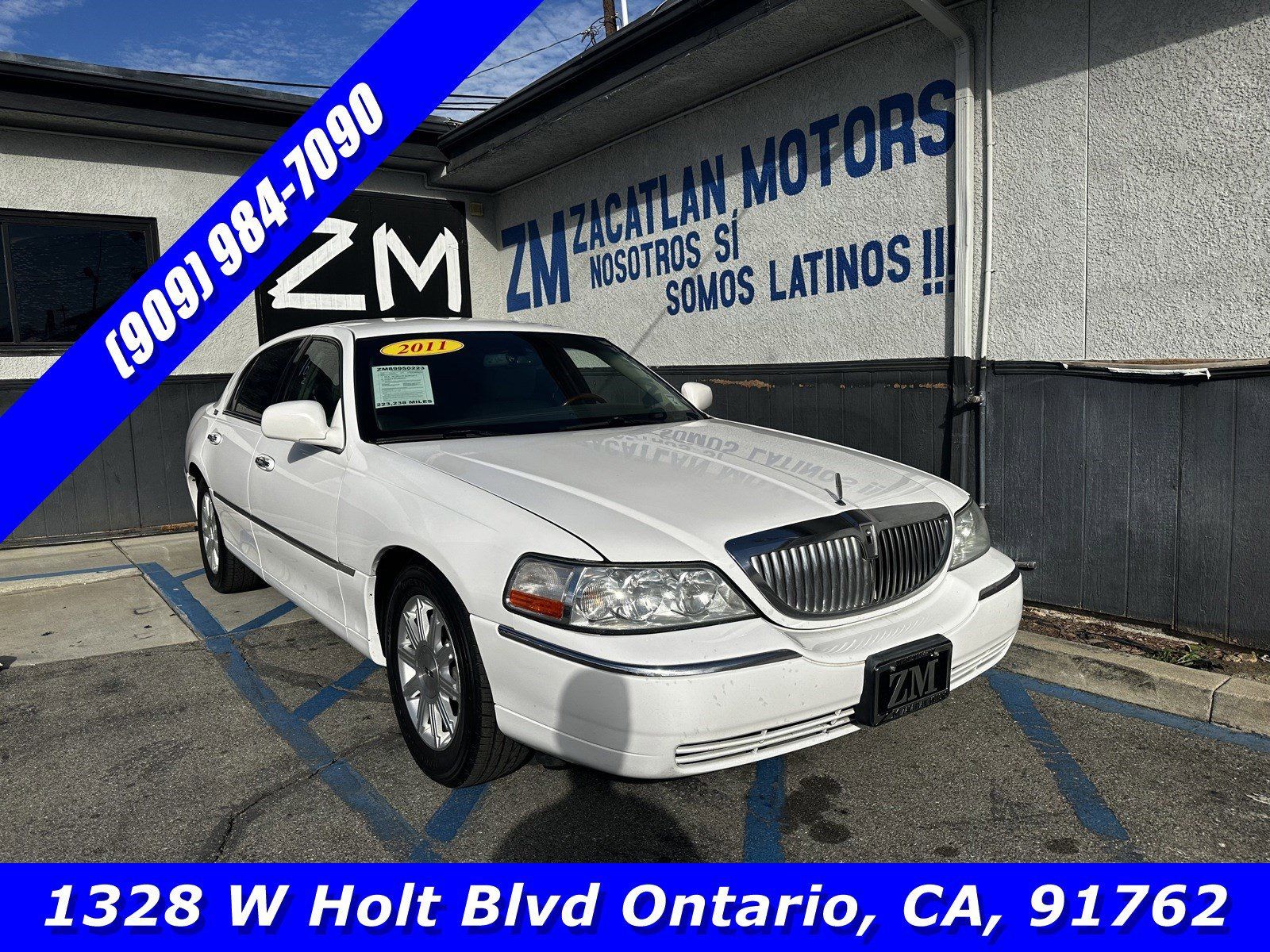 2011 Lincoln Town Car