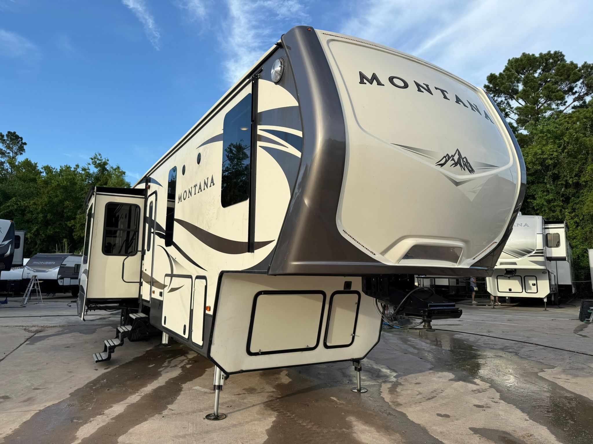 2016 Keystone Montana