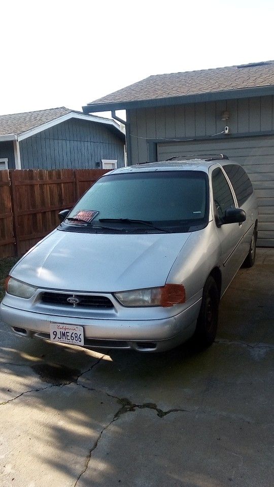 1998 Ford Windstar