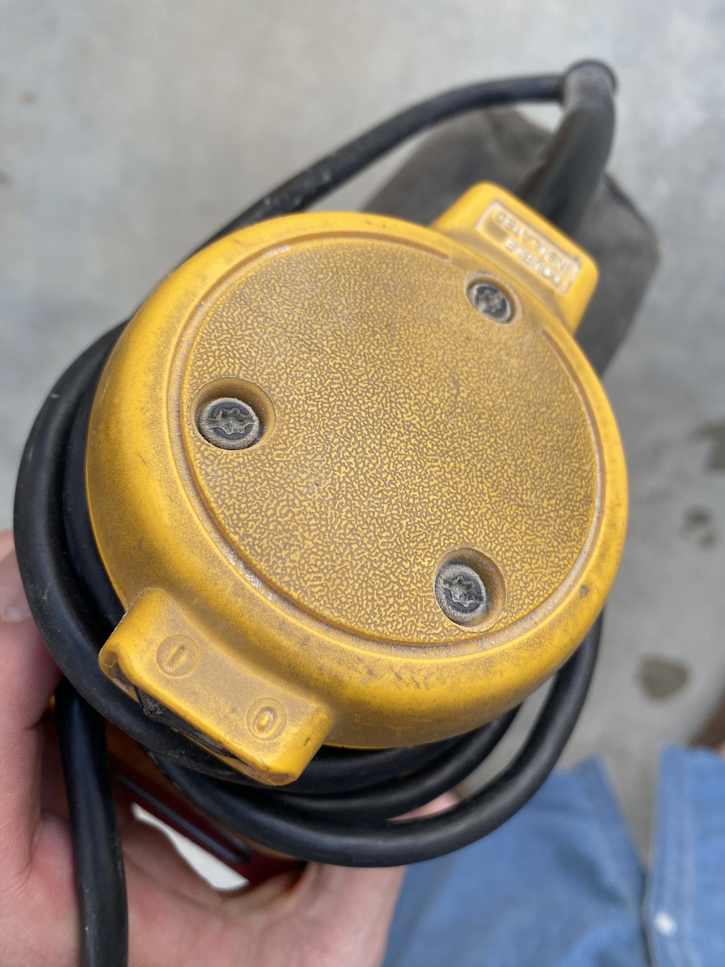 Dewalt Palm Grip Sander Corded