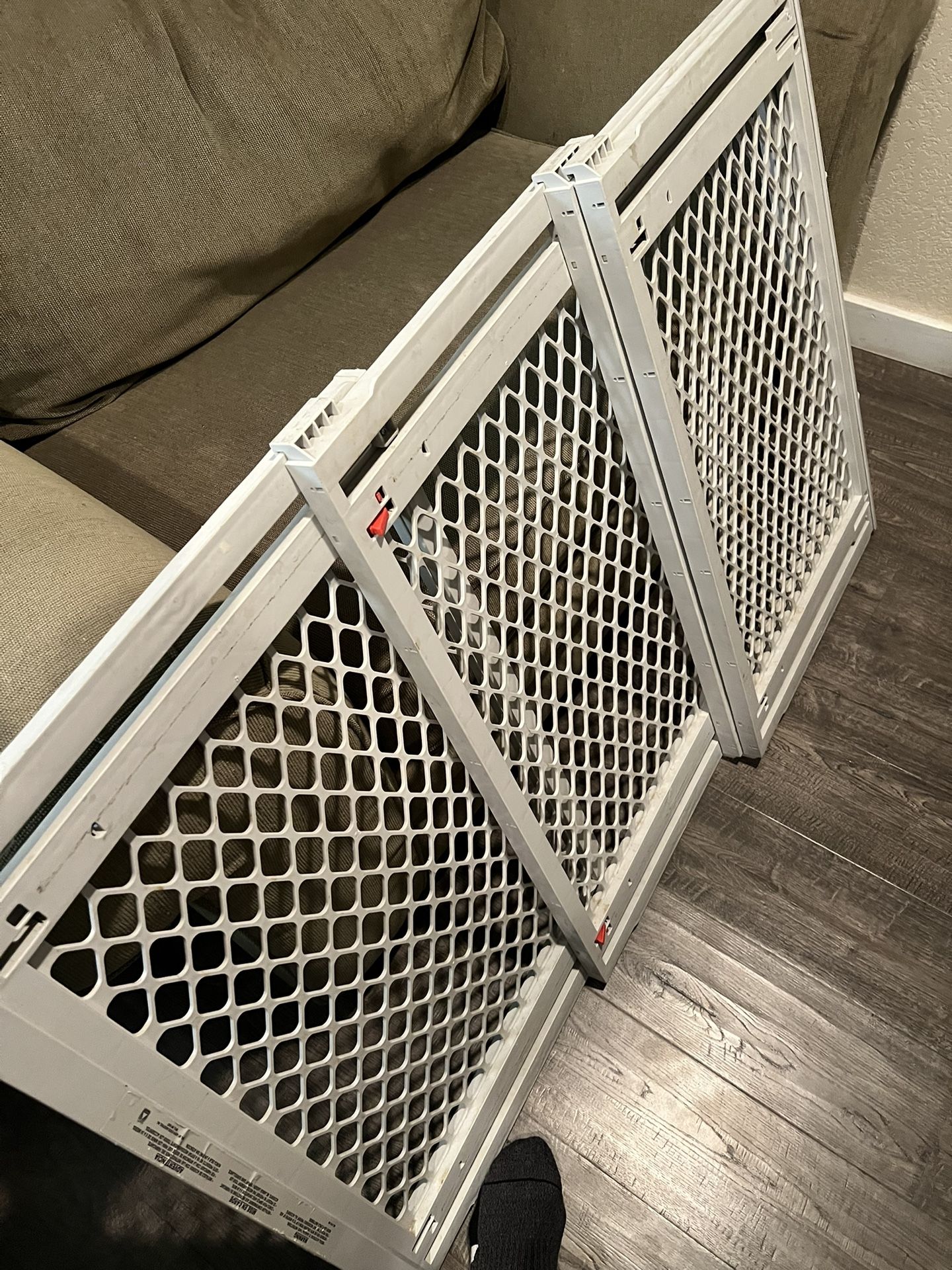 Baby gate/dog Training Tool