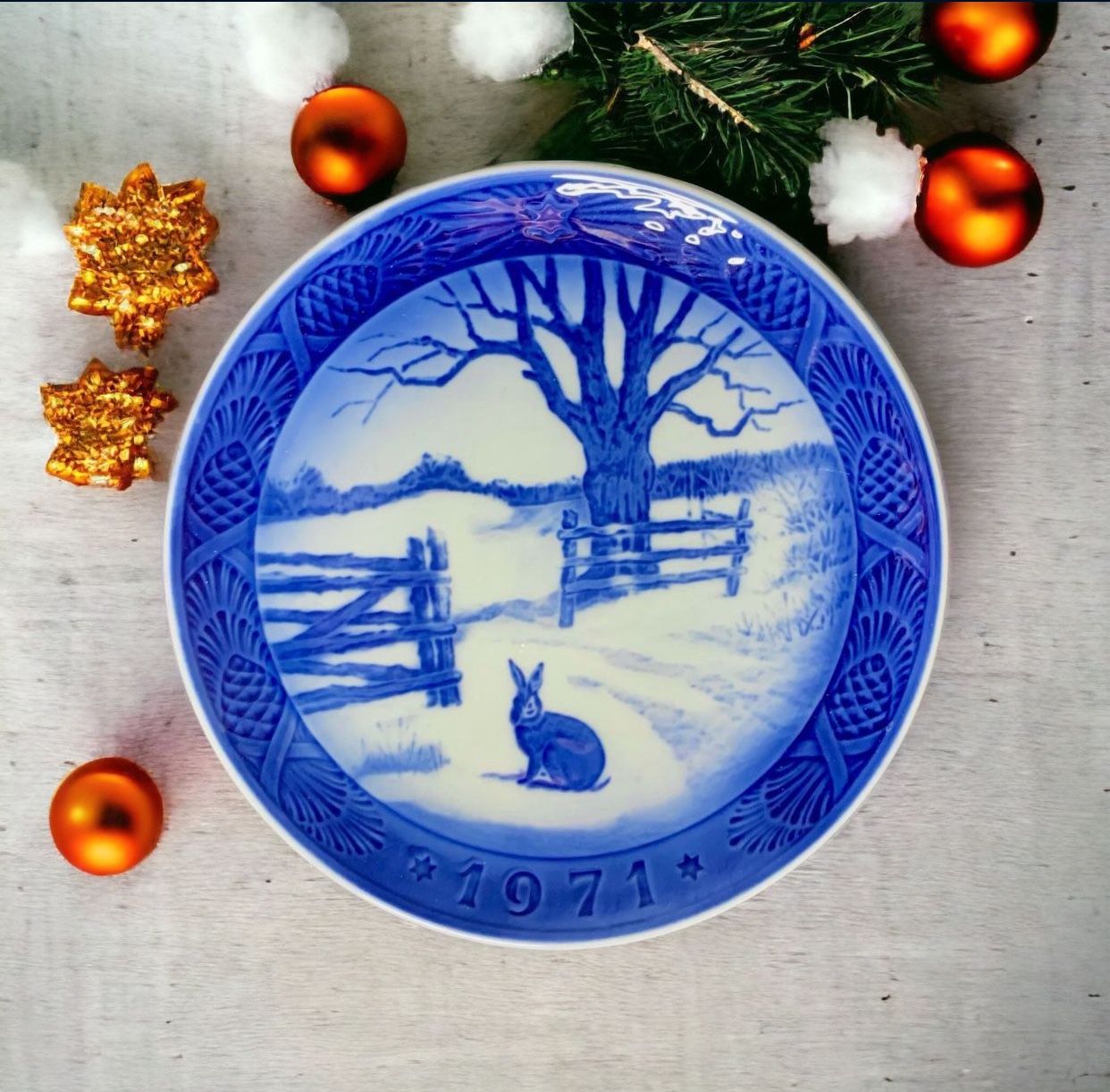 Vintage 1971 Royal Copenhagen Christmas Plate, Danish Blue/White Hare in Winter