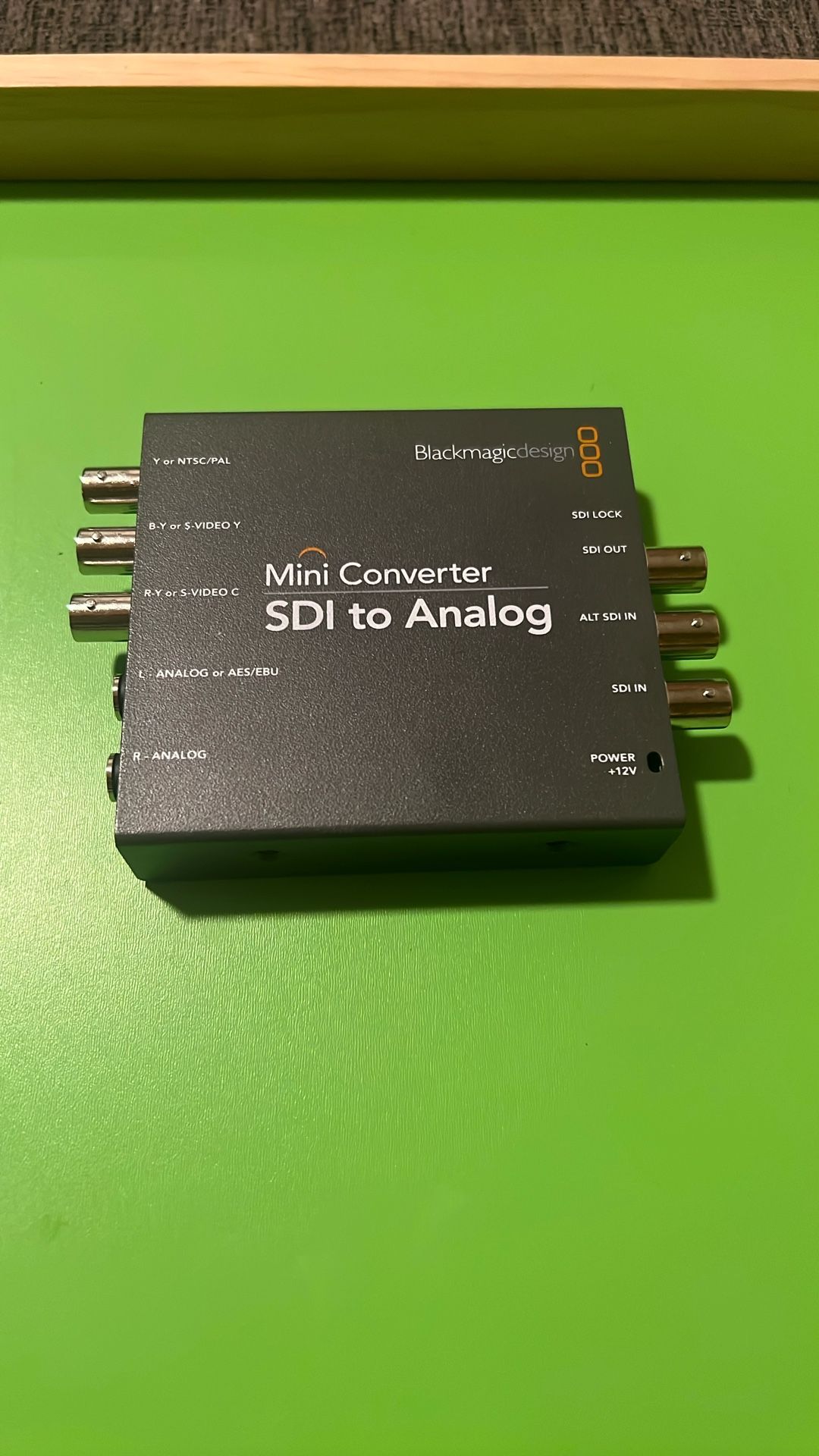 Black Magic Mini Converter 