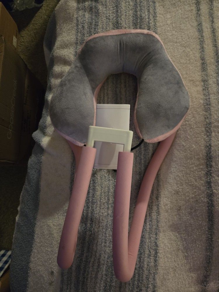 Neck Phone/Device Holder