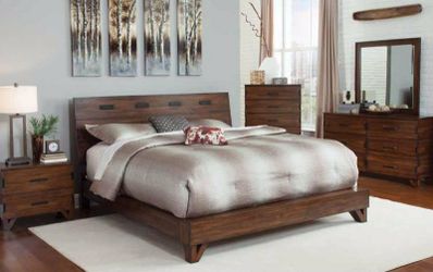 Dark Amber 4 Piece Contemporary Platform Bedroom Set - Queen or King (NO CREDIT CHECK FINANCING AVAILABLE)