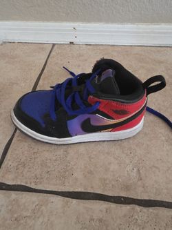 Size 9c Jordan shoes