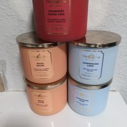 5 Bath & Body Works Candle $10 Each