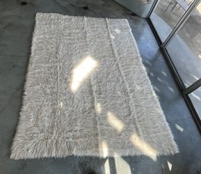 Square Flokati Rug