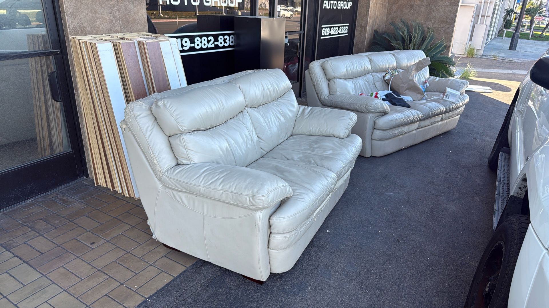 Sofa For Free