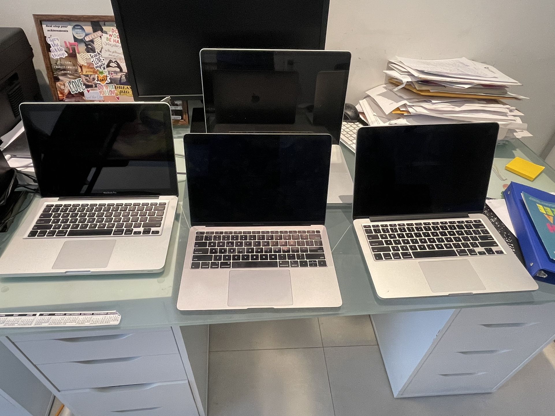 💻 4 MacBooks Bundle – MacBook Air & Pros – Working + Parts – 1TB, 16GB RAM