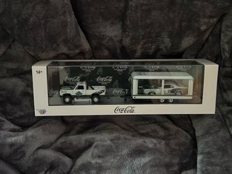 M2 Machines Coca-Cola Auto-Haulers – 1974 Dodge W200 Power Wagon & 1971 Plymouth HEMI Cuda
