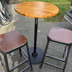 Restaurant Style Table With Chairs