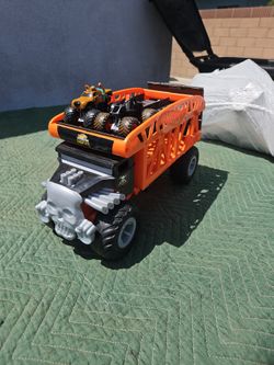 Hot Wheels Bone Crusher Truck Loader