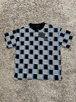 Lv shirt size L